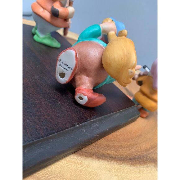 Disney Seven Dwarfs Musical Band Figurine Set by Sri Lanka - Picture 6 of 13